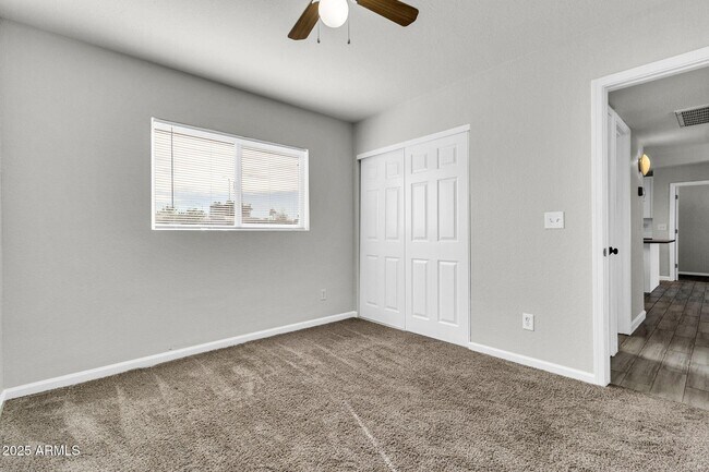 Building Photo - 449 E Harmony Ave