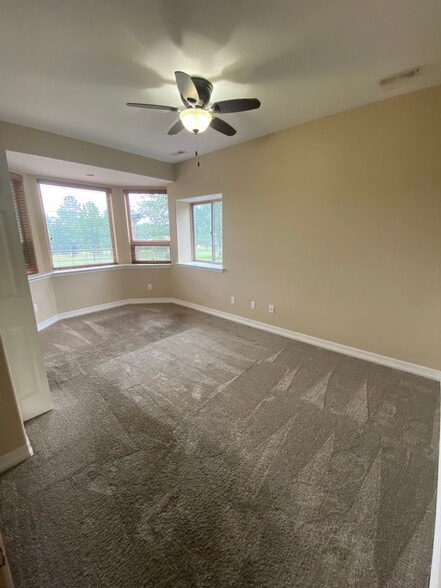 Building Photo - 220 Eagle Pines Dr
