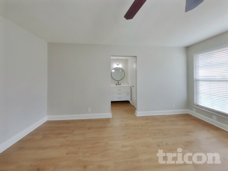 Building Photo - 6047 Carla Ct