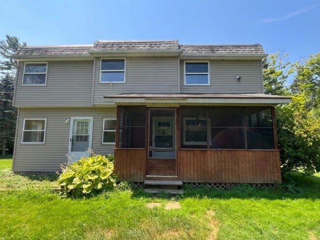 Building Photo - 520 Etna Rd
