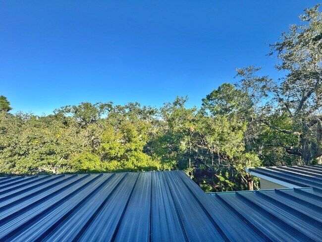 Building Photo - The Largest 3BR/2BA Las Palmas Condo