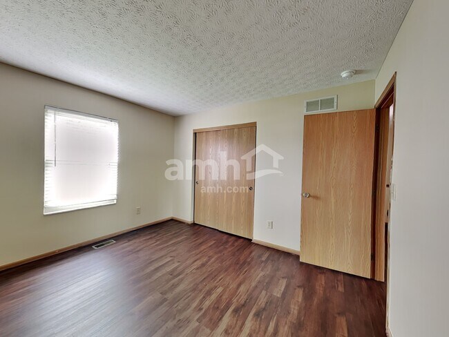 Building Photo - 216 John Reese Pky