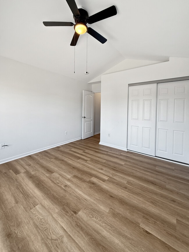 Building Photo - 2656 Bracston Rd