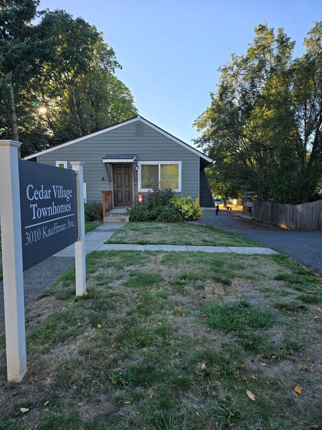 Building Photo - Cedar Village Townhomes