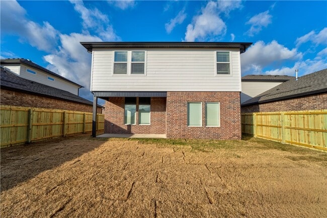 Building Photo - 139 S Maroon Ave