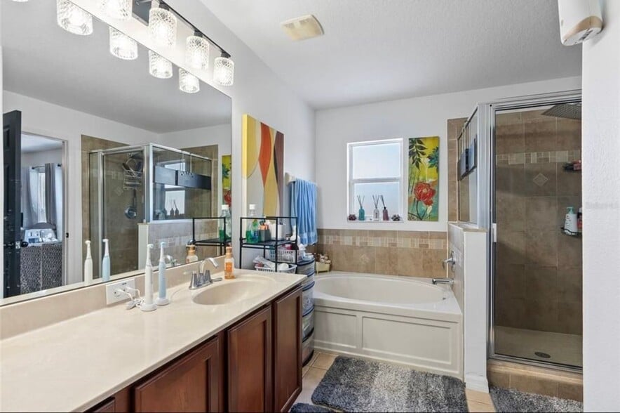 Building Photo - 3204 Whitley Bay Ct