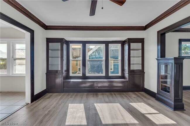 Building Photo - 12812 Parkhill Ave