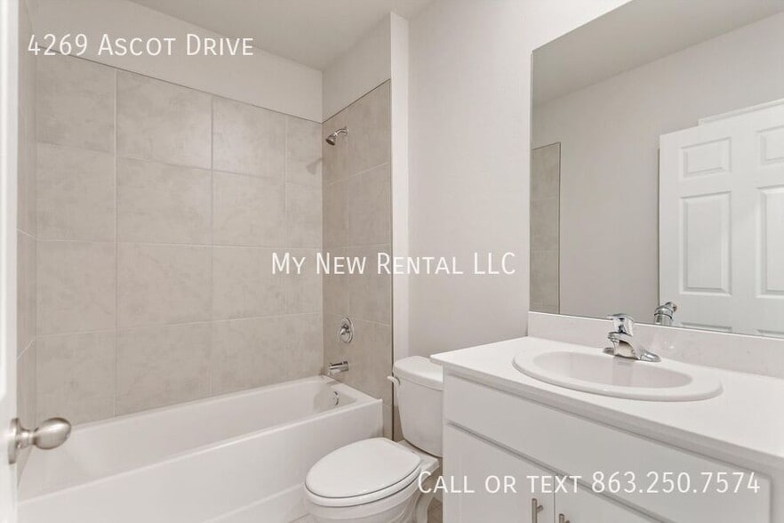 Building Photo - 4269 Ascot Dr