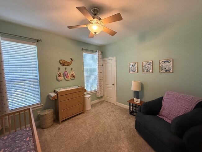 Building Photo - 4410 Windlake Dr