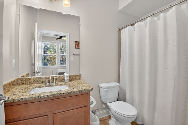 Building Photo - 7902 Yellowstone Way