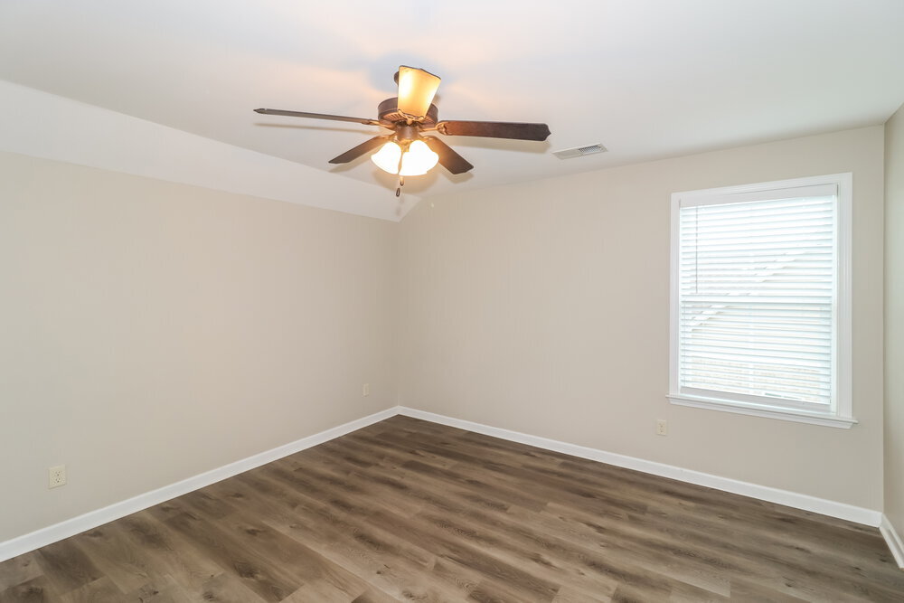 Building Photo - 4743 W Petite Loop