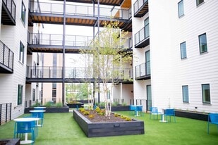 Building Photo - The Wright House