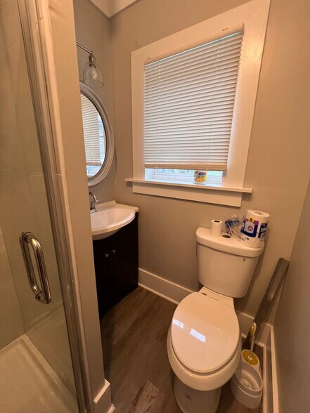 Attached Bathroom - 2077 Cascade Rd SW