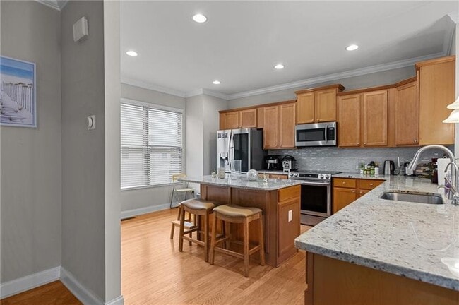 Building Photo - 2744 Blakely Dr NE