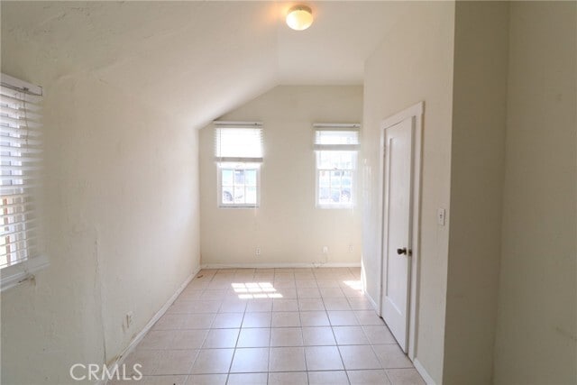 Building Photo - 3700 E 11th St