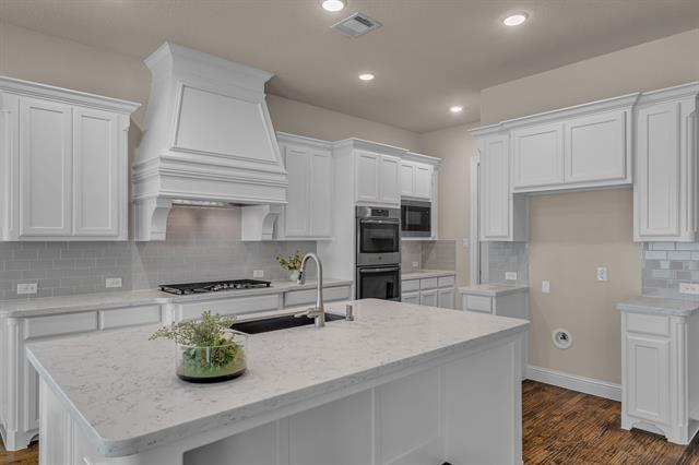 Building Photo - 7819 Uxbridge Dr.