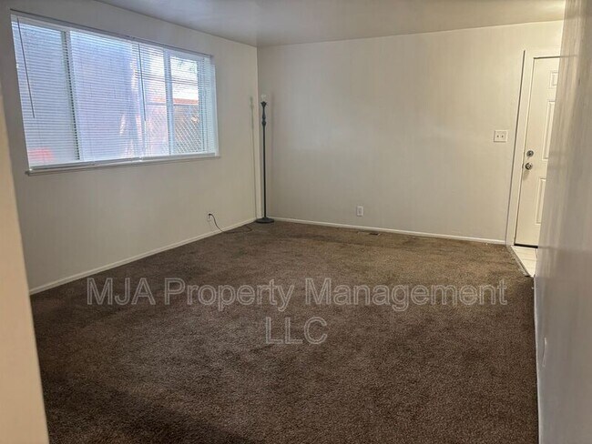 Building Photo - 1784 W 400 N