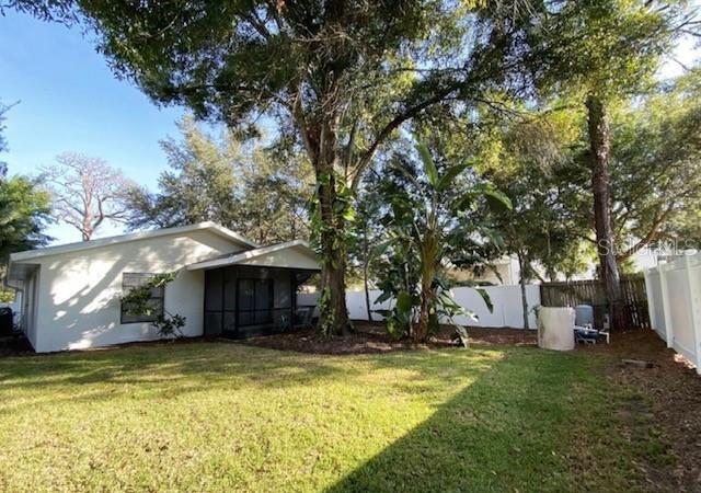 Building Photo - 1976 Debbie St