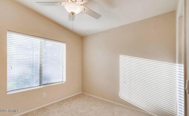 Building Photo - 17640 N 17th St