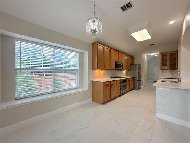 Building Photo - 1579 Poets Way