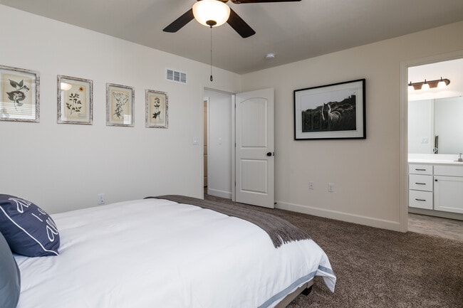 Building Photo - 19511 Mulberry Ln