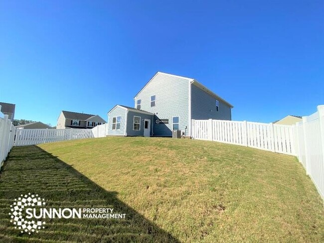 Building Photo - Charming 4 Bed, 3 Bath Home Corner Lot in Indian Trail!