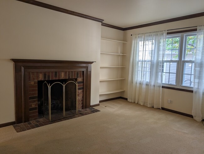 Building Photo - 1535 Wedgefield Cir