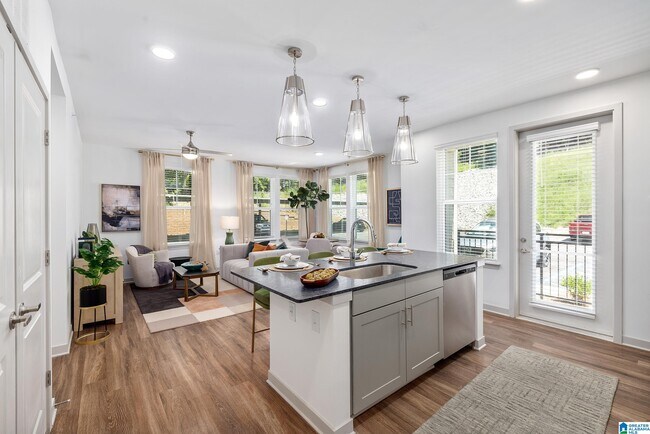 Building Photo - 3090 US-280