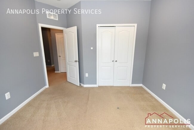 Building Photo - 7736 Cresap Ln