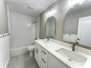 Building Photo - Upgraded 2-Bedroom Condo Near the University of Utah