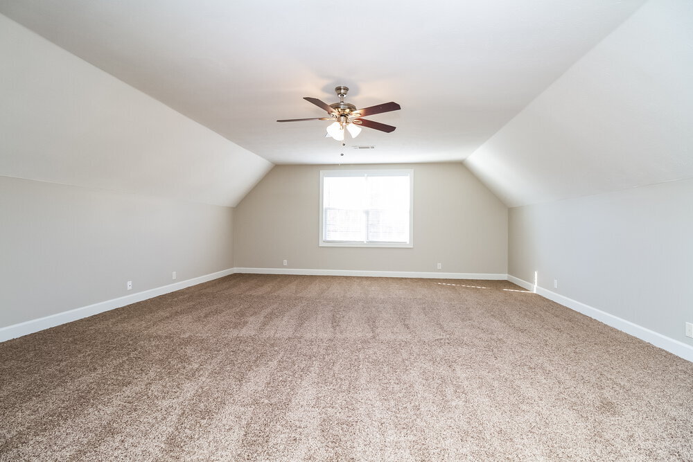 Building Photo - 1636 Bridgecrest Dr