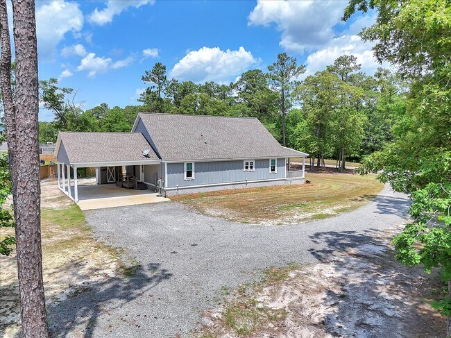 Building Photo - 612 Forest Sound Rd