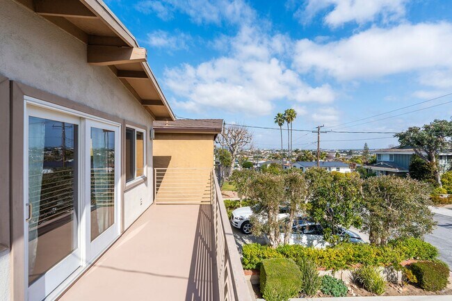 Building Photo - Beautiful Manhattan Beach Rental Home!