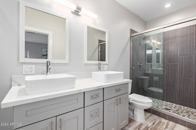 Building Photo - 2647 E Contention Mine Rd