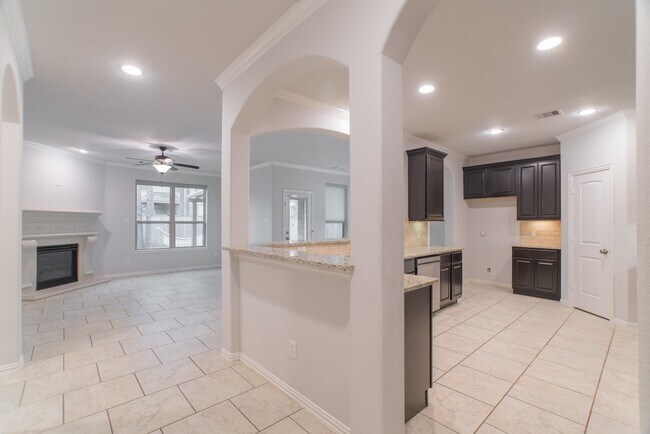 Building Photo - 11 Sawbridge Cir