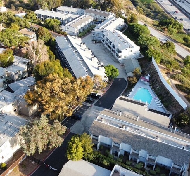 Building Photo - MOVE IN SPECIAL- $500 off First Months Ren...