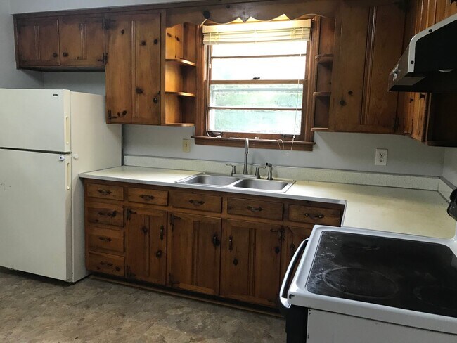 Building Photo - 1662 Vista Ln