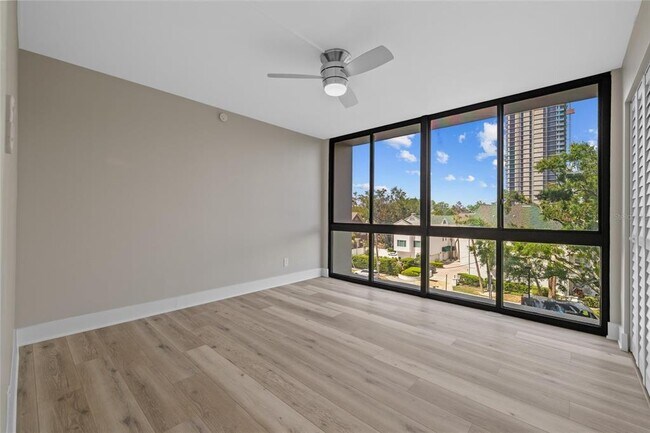Building Photo - 3301 Bayshore Blvd