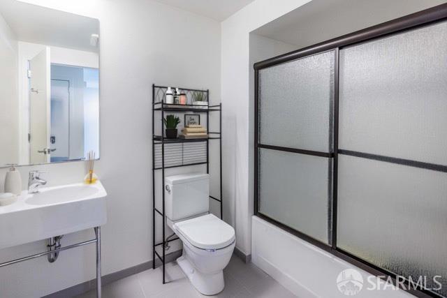 Building Photo - 55 Page St