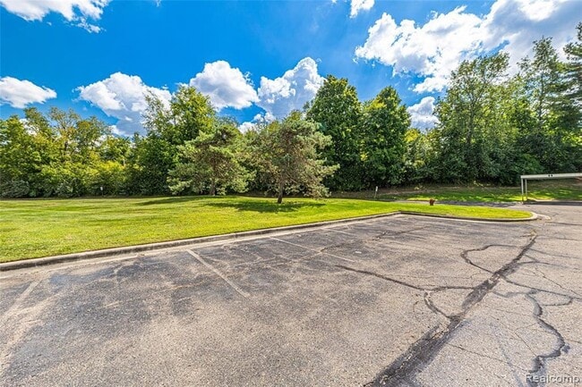 Building Photo - 1570 Streamwood Ct