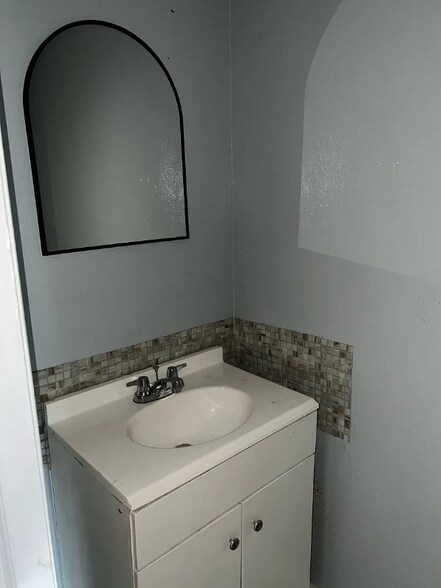 Building Photo - 5217 Flowering Peach Dr