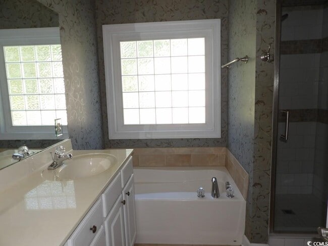 Building Photo - 124 Mesa Raven Dr