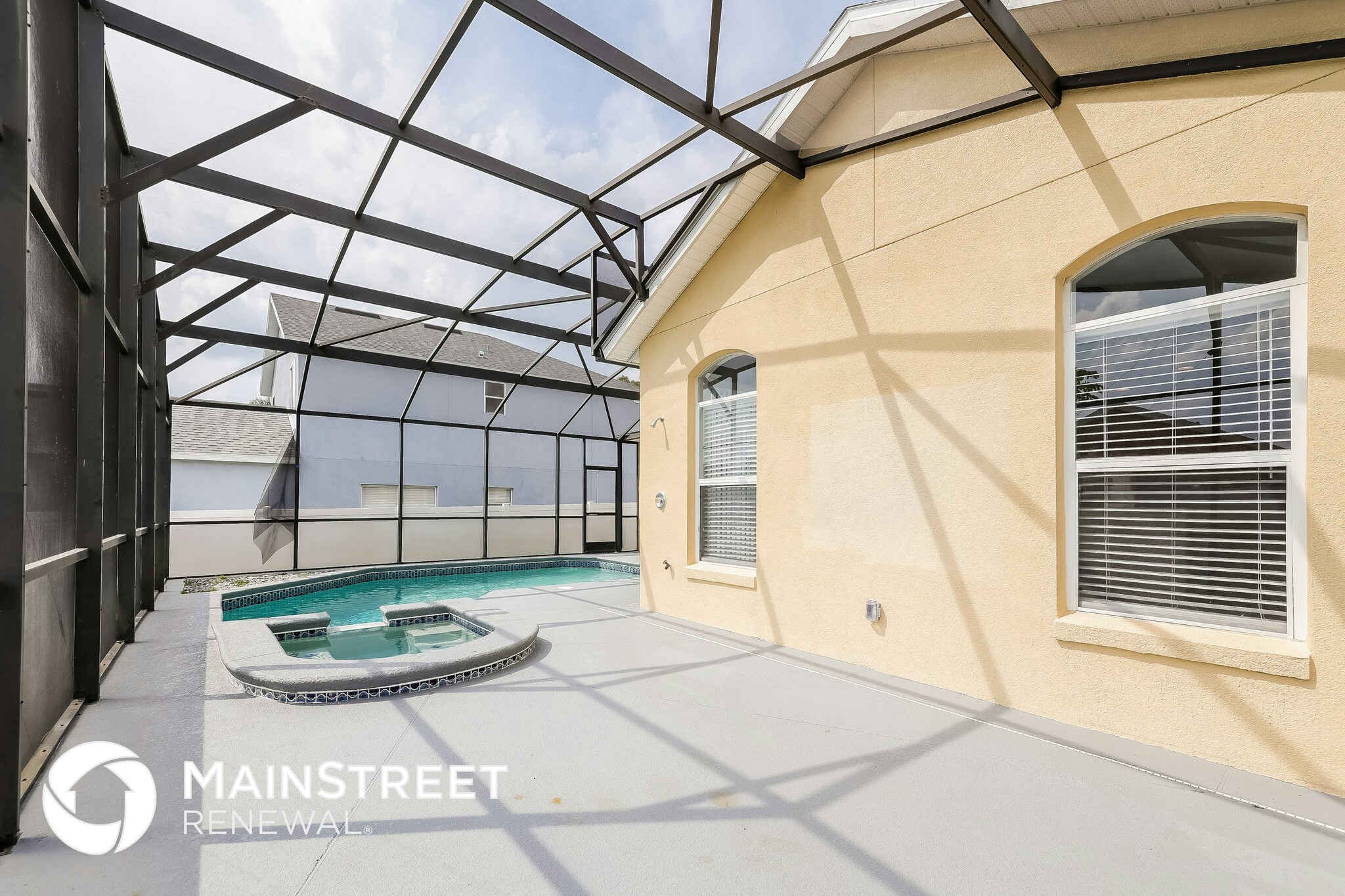 Building Photo - 820 Corvina Dr