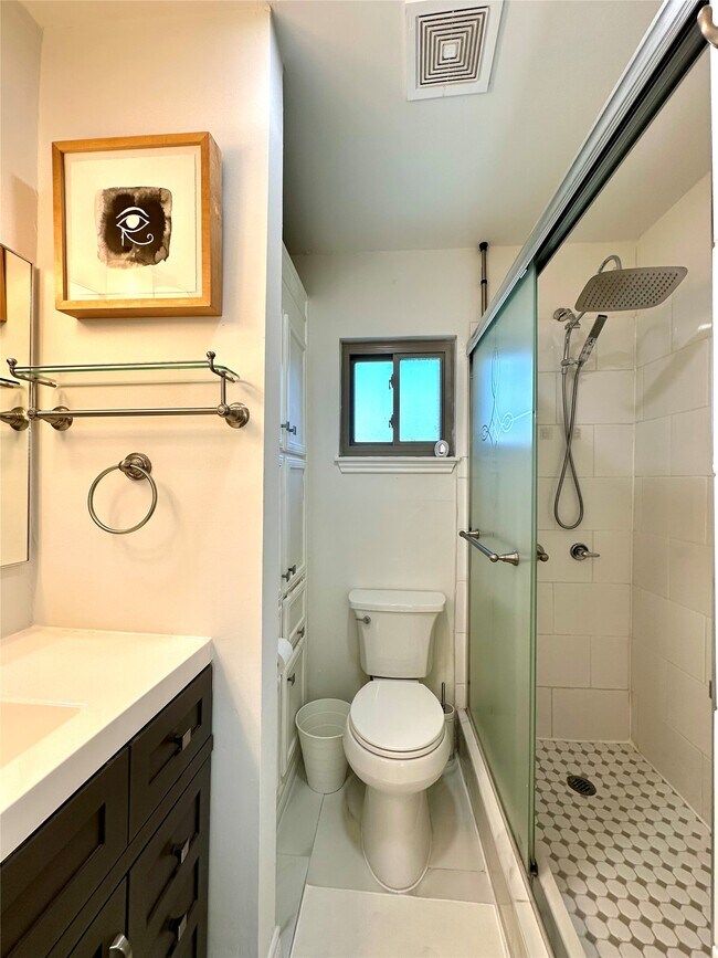 Building Photo - 4723 Aftonshire Dr