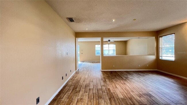 Building Photo - 16904 Sunrise Vista Dr