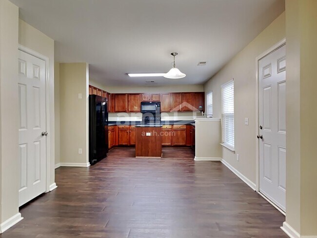 Building Photo - 3026 Crusades St