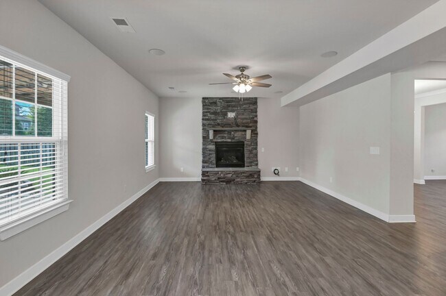 Building Photo - 217 Golden Fluke Dr