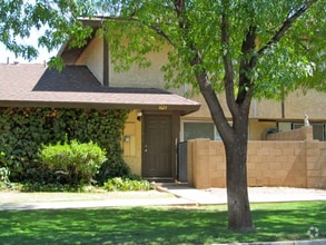 Building Photo - 1623 W Village Way