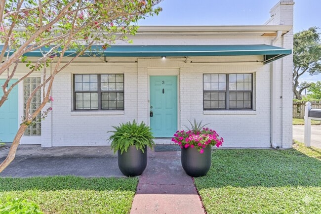 Building Photo - 2201 48th St