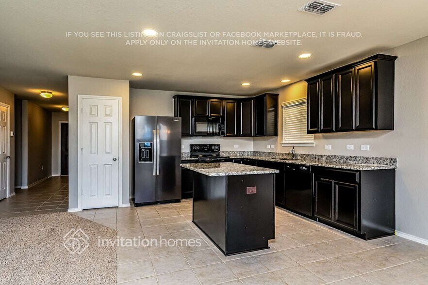 Building Photo - 1733 Trace Dr